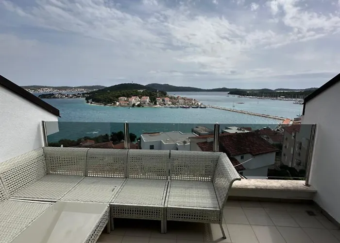 Ivana * Rogoznica (Sibenik-Knin)